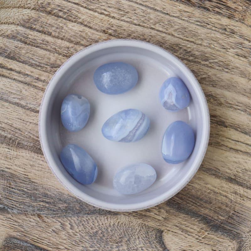 Pierre roulée en Calcédoine blue lace