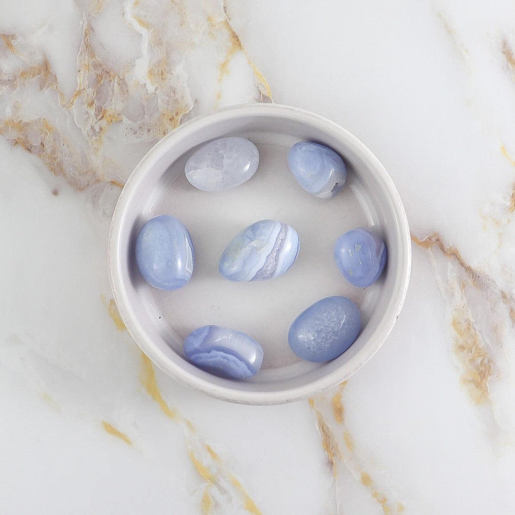 Pierre roulée en Calcédoine blue lace